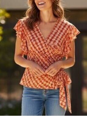 ✨Max Studio Women’s Flutter Sleeve Blouse with Side Tie Size S